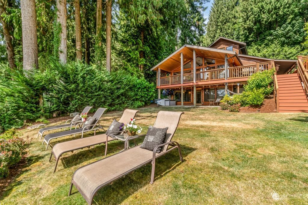 Photo of 2 S Tulloch Road, Snohomish, WA 98290 (MLS # 2136502)