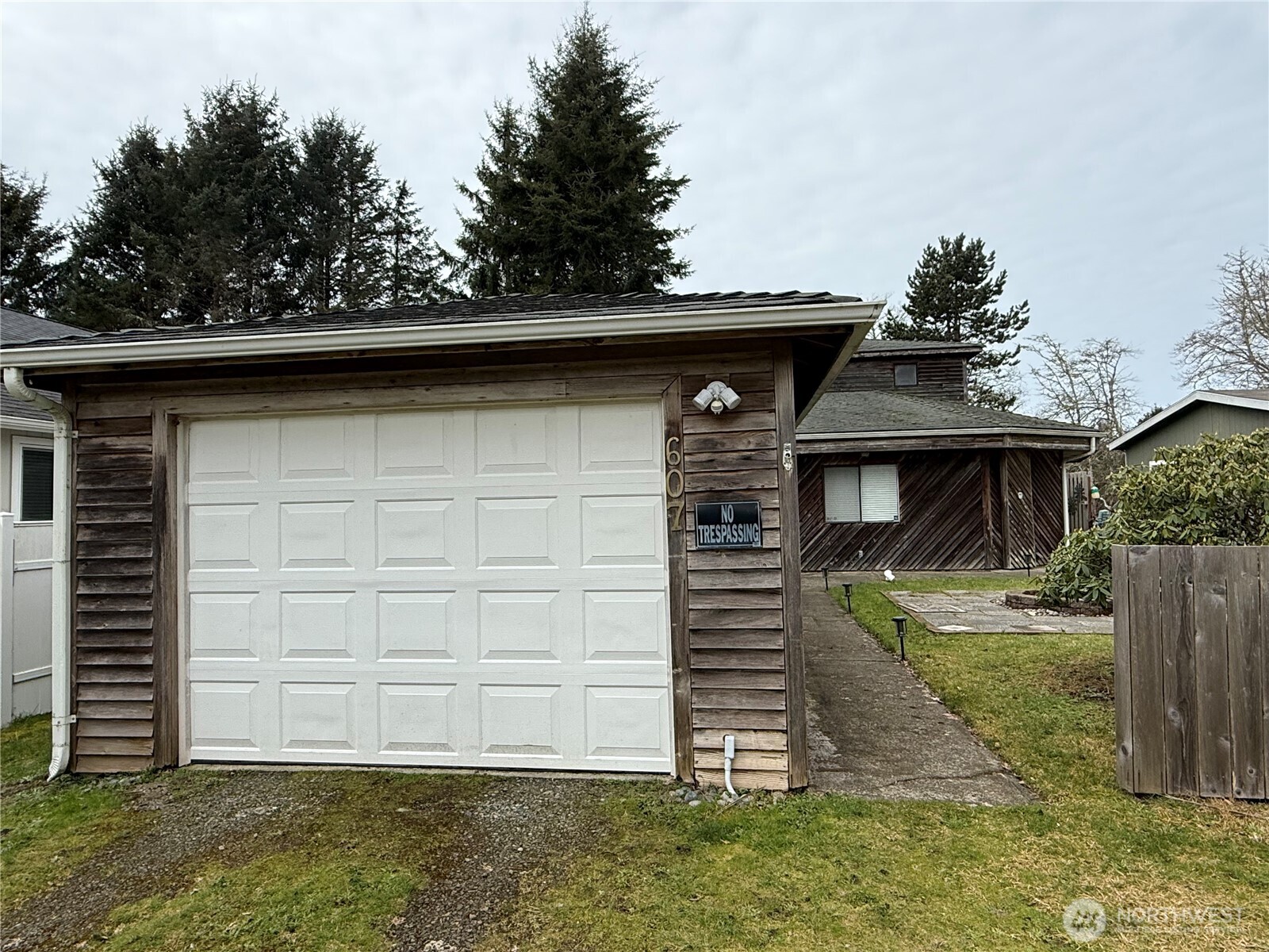 607 Quinault Avenue SE