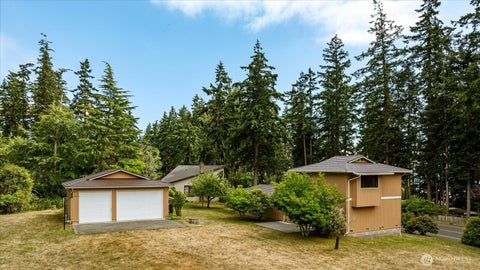 Photo of 5531 Mutiny Bay Road, Freeland, WA 98249 (MLS # 2552492)