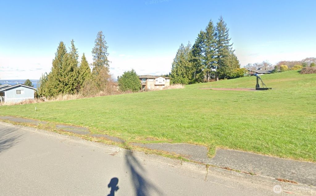 Photo of 192 X 49th Place SW, Everett, WA 98203 (MLS # 2470410)