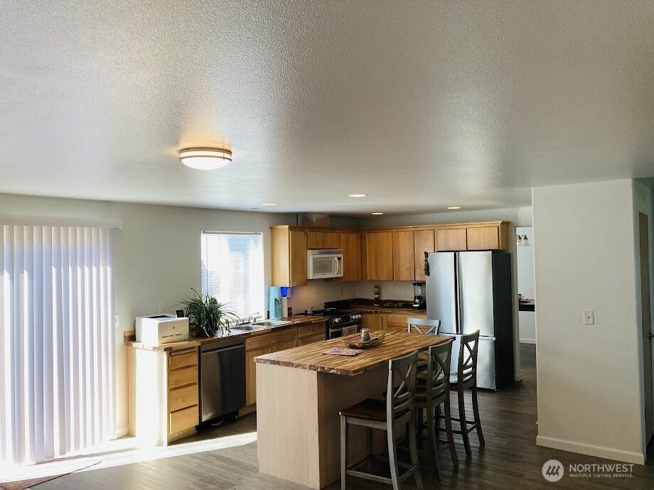 2020 Perch Avenue