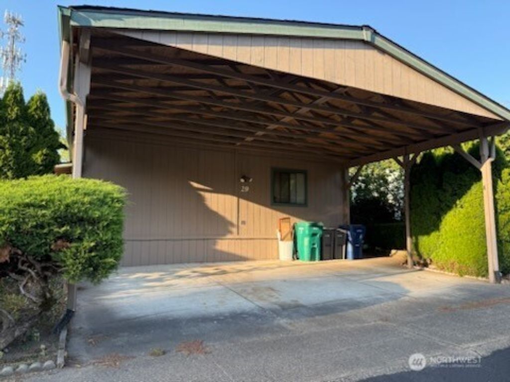 Photo of 3501 Auburn Way S #29, Auburn, WA 98092 (MLS # 2422139)