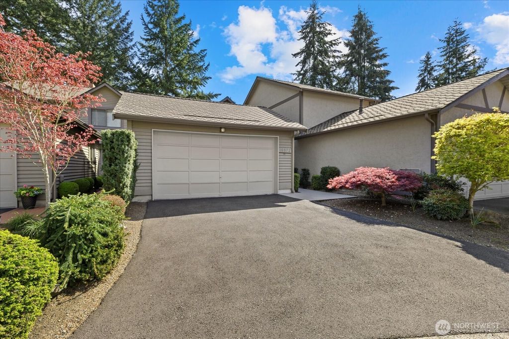 Photo of 16972 65th Lane NE, Kenmore, WA 98028 (MLS # 2360711)