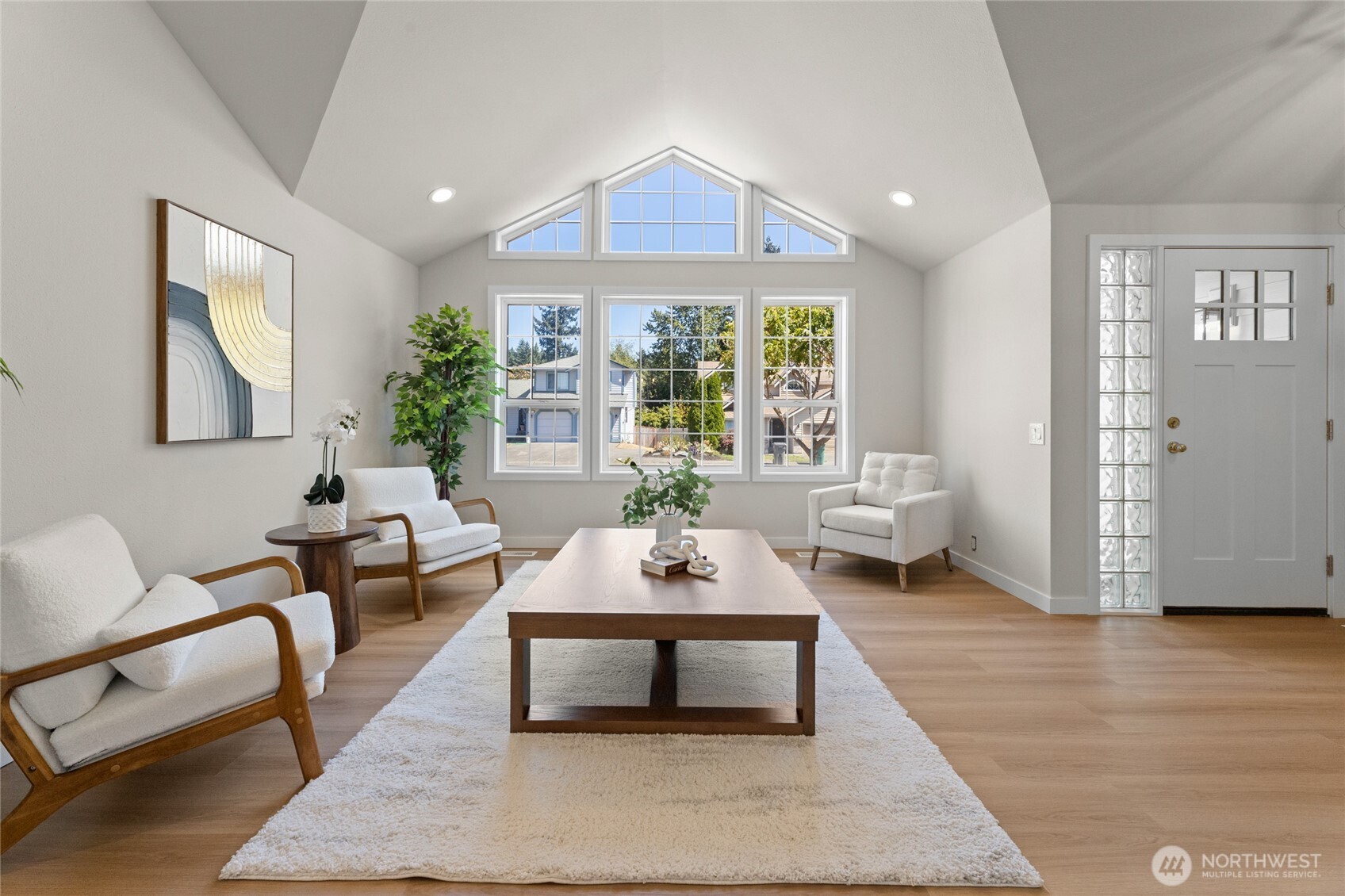 1955 S 370th Court