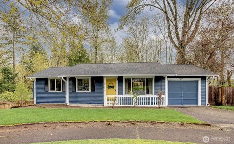 Photo of 10624 171st Avenue NE, Redmond, WA 98052 (MLS # 2503733)