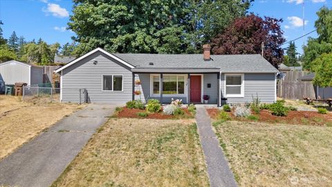 Photo of 3018 N Baltimore Street, Tacoma, WA 98407 (MLS # 2414402)