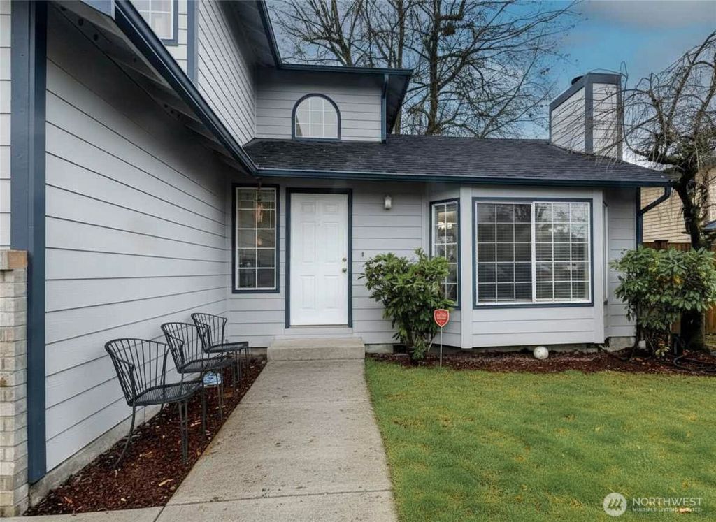 Photo of 309 White River Drive, Pacific, WA 98047 (MLS # 2511926)