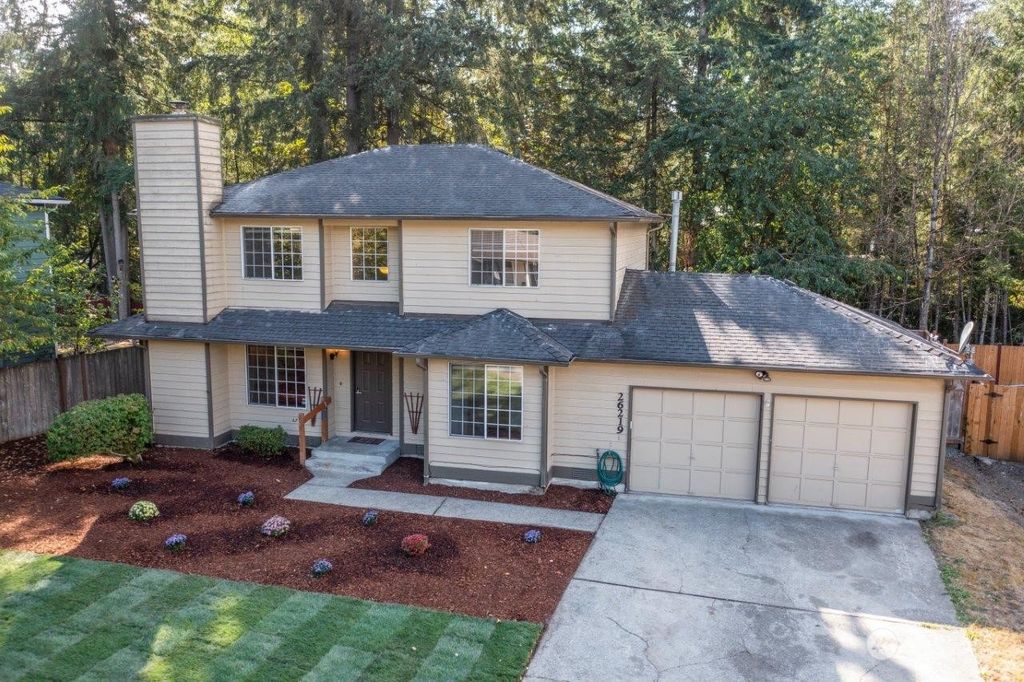 Photo of 26219 187th Place SE, Covington, WA 98042 (MLS # 1999793)