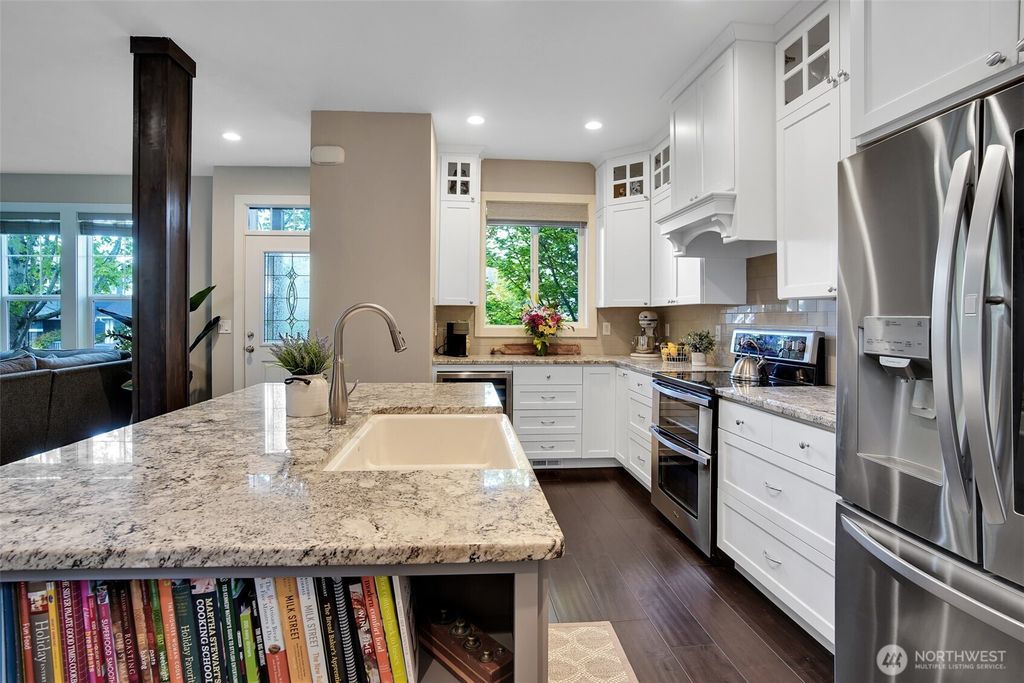 Photo of 16144 167th Avenue SE, Renton, WA 98058 (MLS # 2370552)