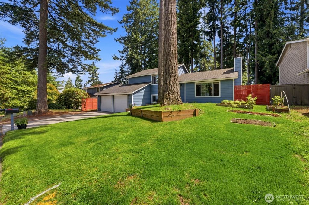 Photo of 4002 SE Cameron Place, Port Orchard, WA 98366 (MLS # 2534656)
