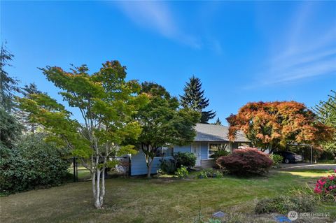 Photo of 18640 48th Avenue W, Lynnwood, WA 98037 (MLS # 2443507)