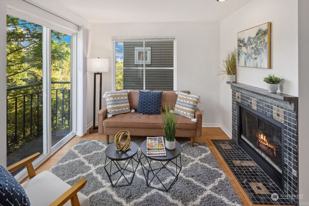 Photo of 3901 Fremont Avenue N #302, Seattle, WA 98103 (MLS # 2227782)
