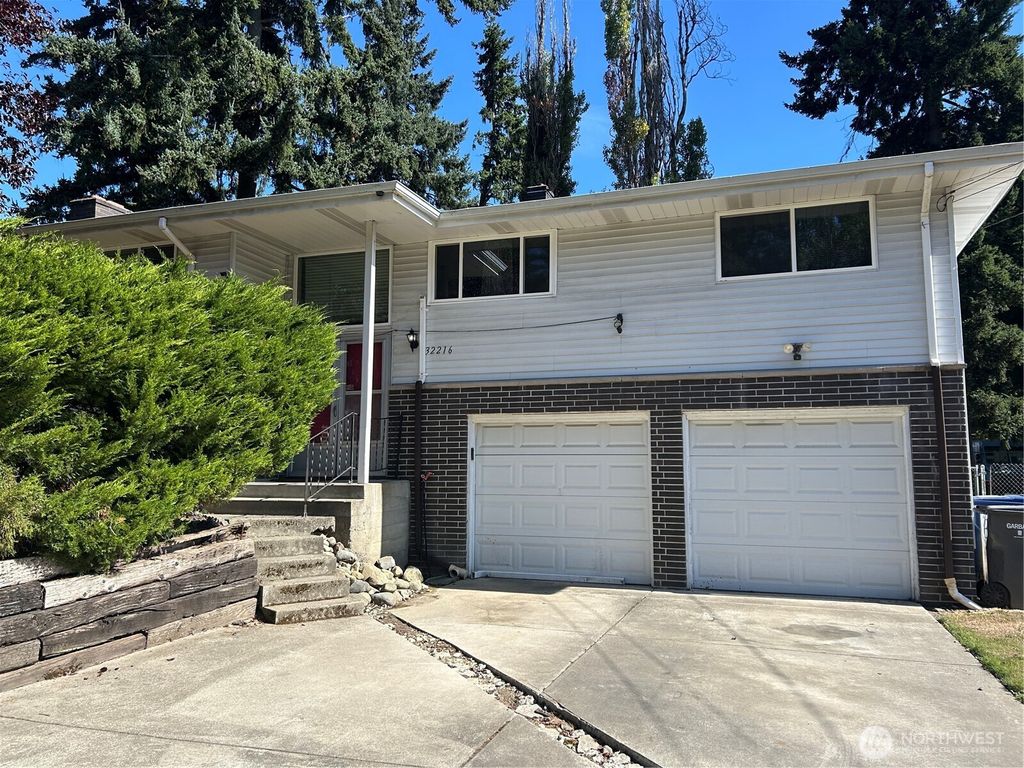 Photo of 32216 39th Avenue S, Federal Way, WA 98001 (MLS # 2435234)