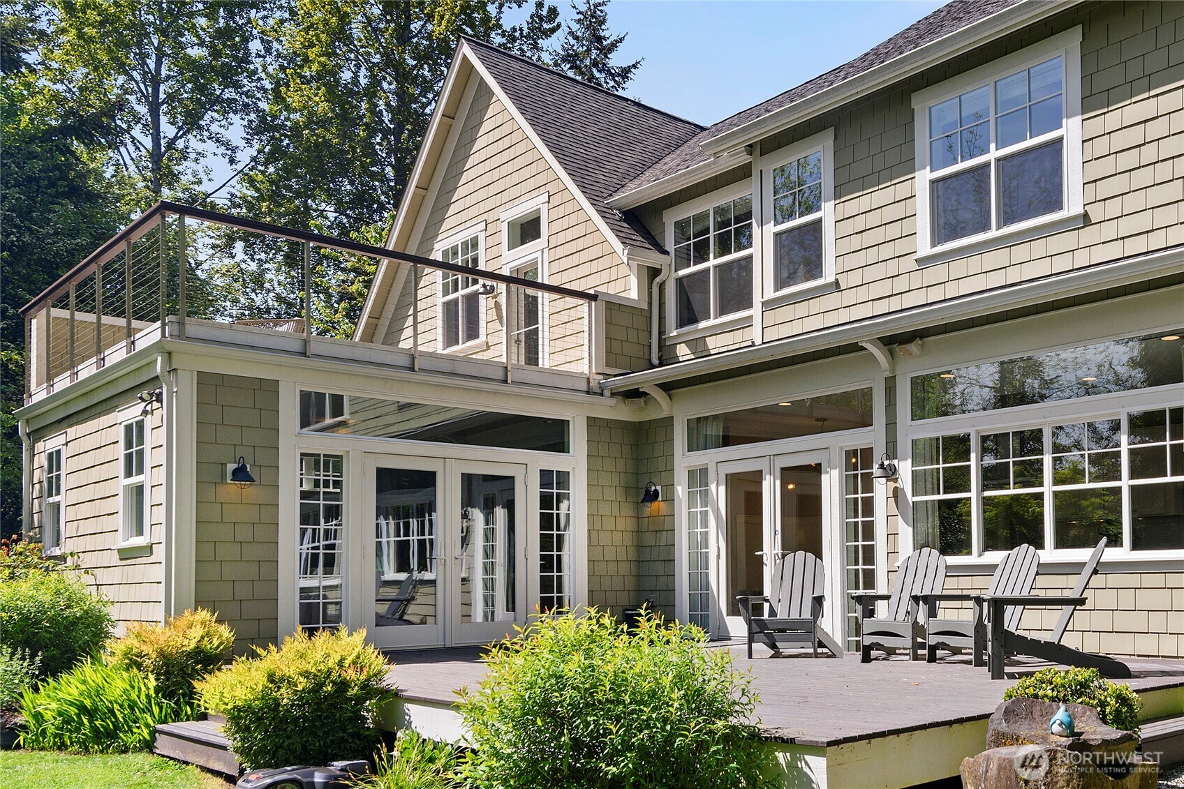 301 Weaver Road NW