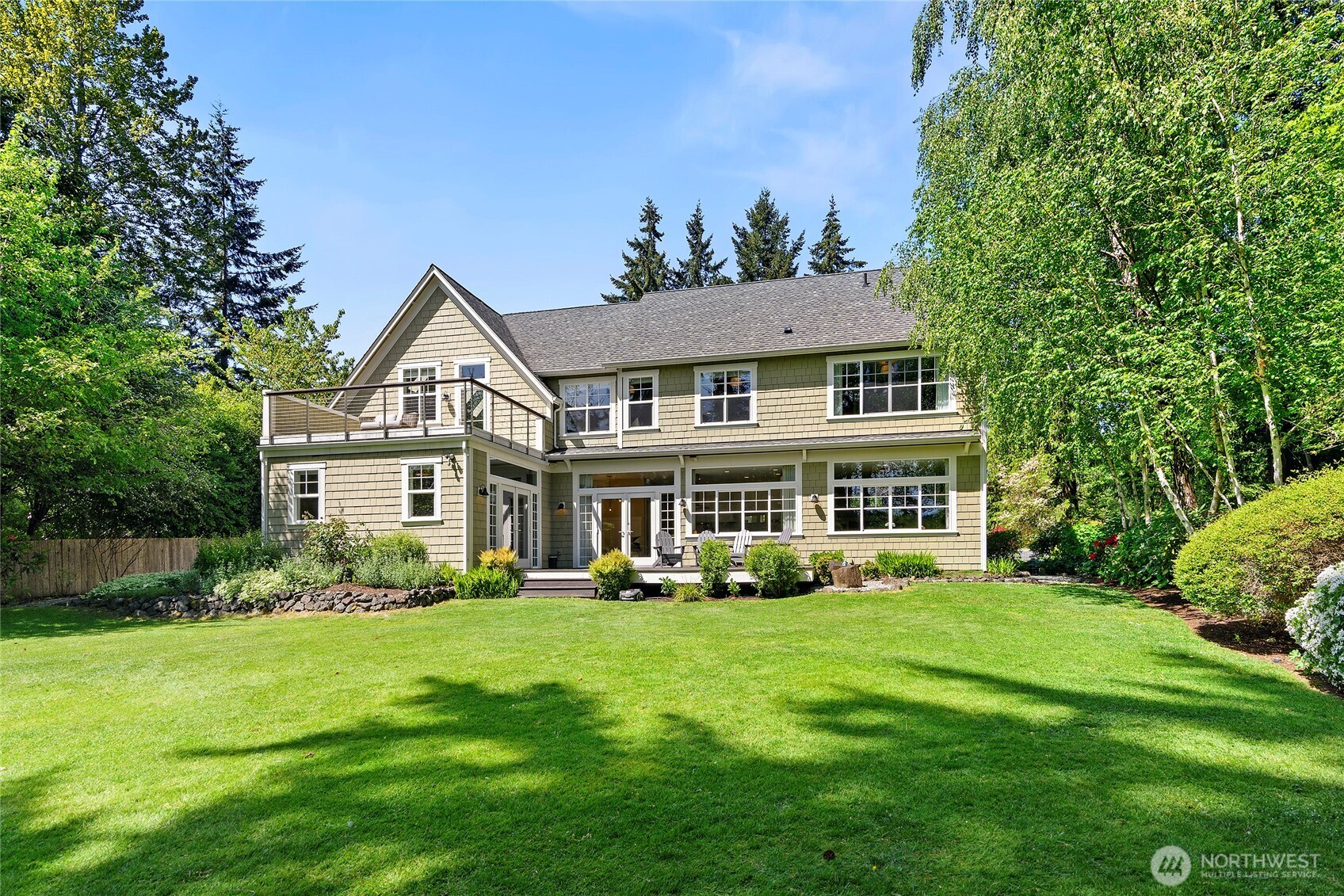 301 Weaver Road NW