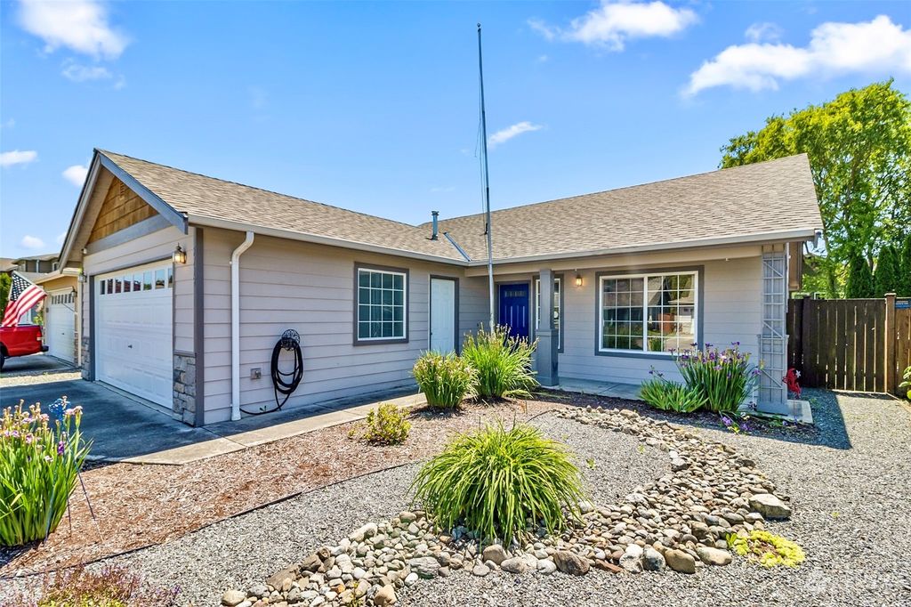 Photo of 5712 123rd Place NE, Marysville, WA 98271 (MLS # 2237361)