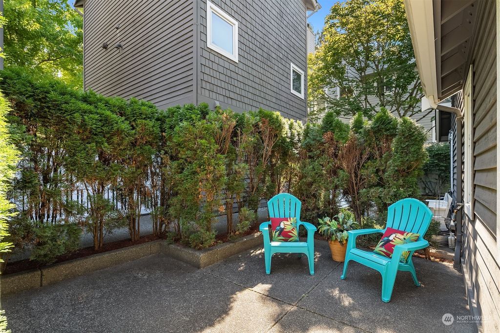 Photo of 1921 42nd Avenue E #B, Seattle, WA 98112 (MLS # 2154361)