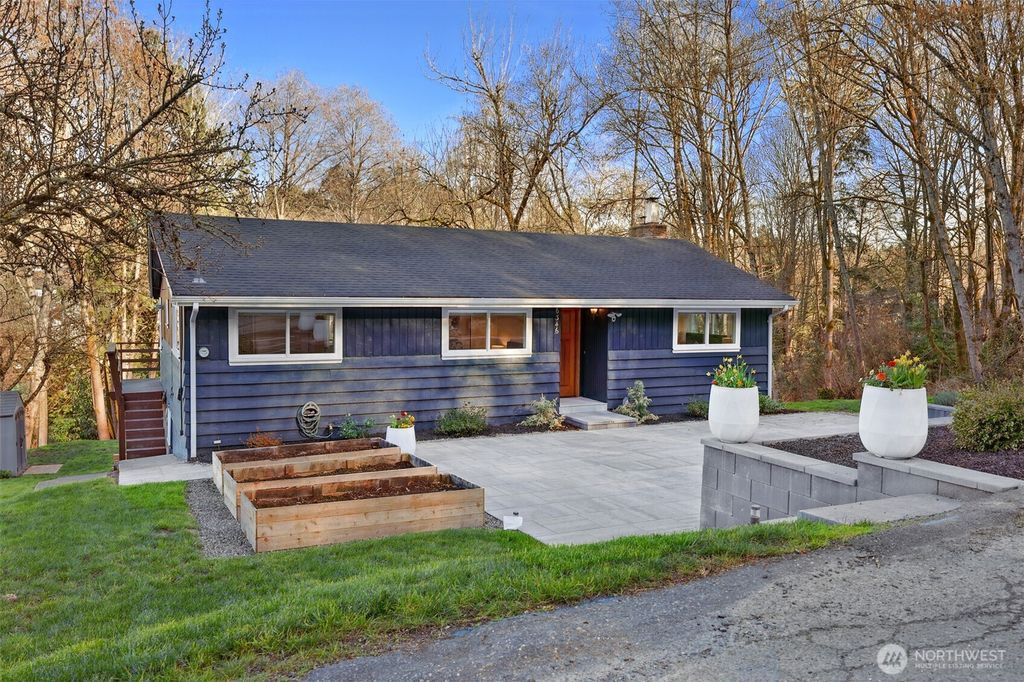 Photo of 6346 26th Avenue SW, Seattle, WA 98106 (MLS # 2498296)