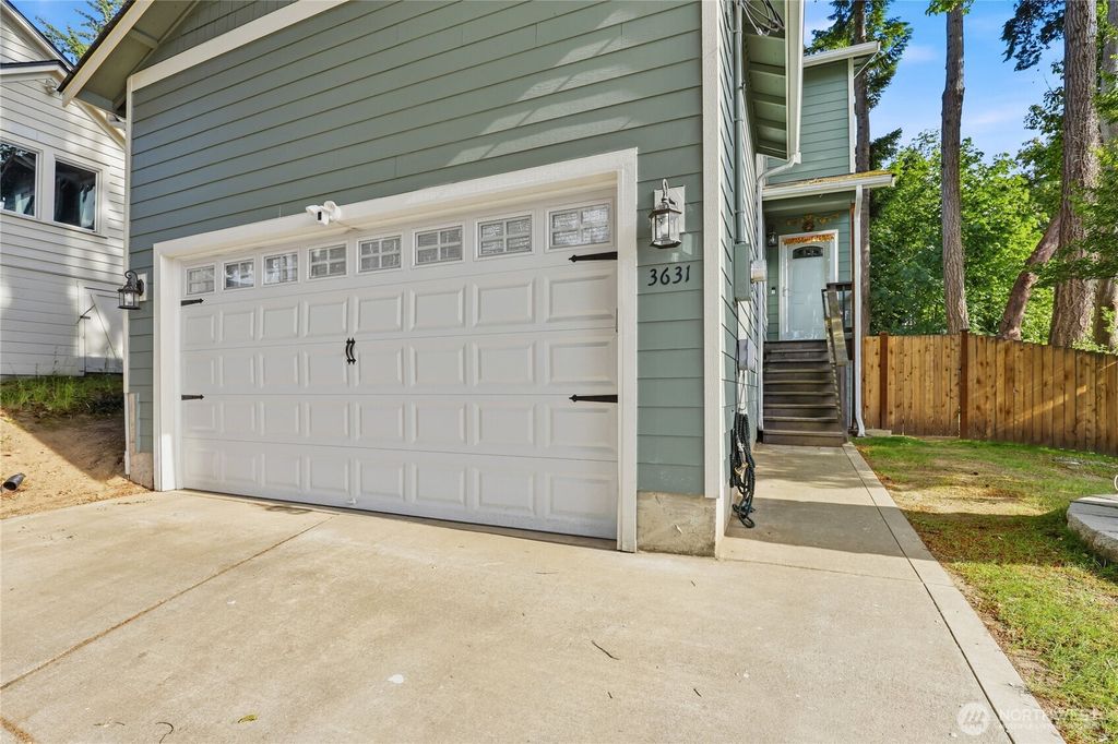 Photo of 3631 W F Street, Bremerton, WA 98312 (MLS # 2540504)