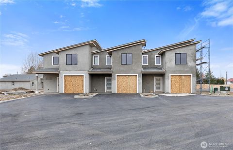 Photo of 601 Lot 9 Dorsing Street #A, Moses Lake, WA 98837 (MLS # 2402288)