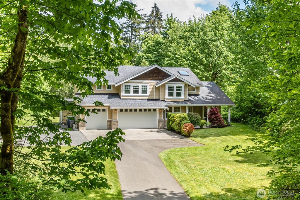 Photo of 5215 E Lake Bosworth Dr Dr, Snohomish, WA 98290 (MLS # 2378444)