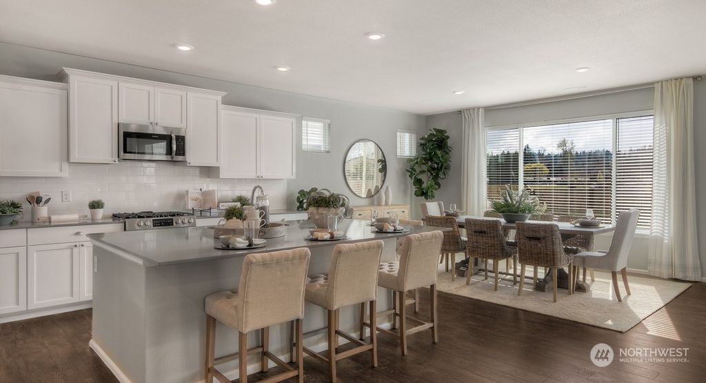 Photo of 535 SW 125 Street #13, Burien, WA 98146 (MLS # 2071071)