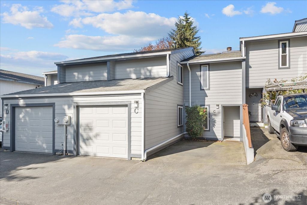 Photo of 15914 3rd Place SW #C, Burien, WA 98166 (MLS # 2505129)