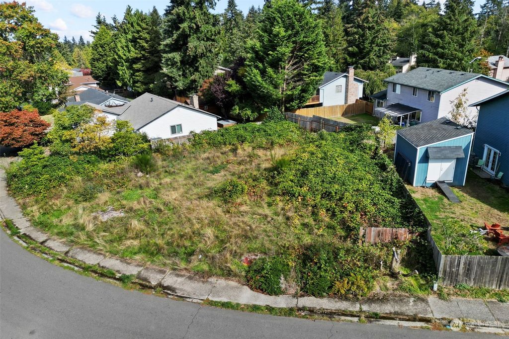 Photo of 33214 33rd Avenue SW, Federal Way, WA 98023 (MLS # 2299642)