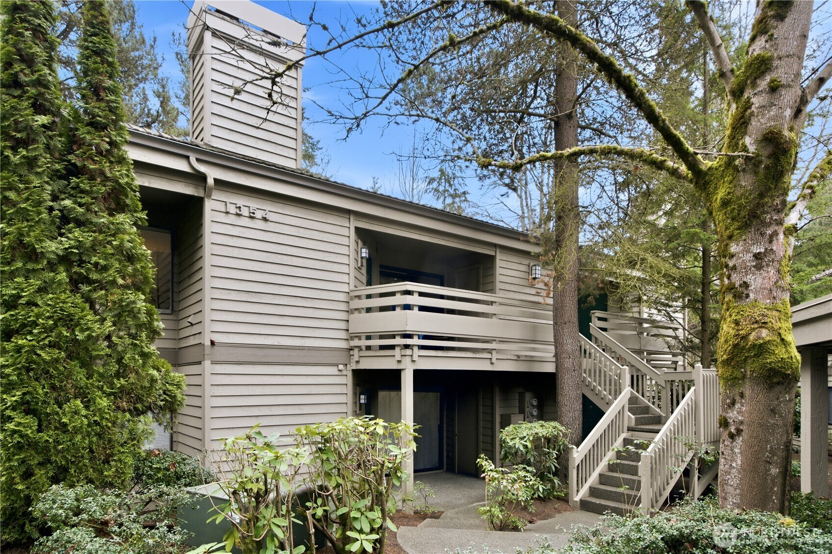 1354 Bellevue Way NE 4