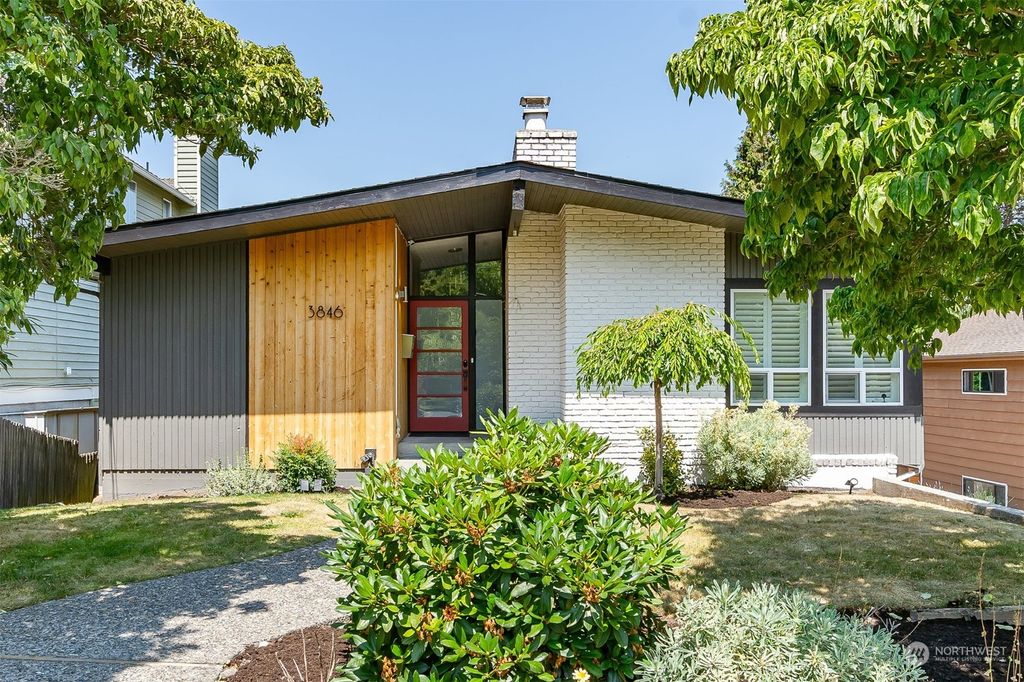 Photo of 3846 NE 94th Street, Seattle, WA 98115 (MLS # 2130495)