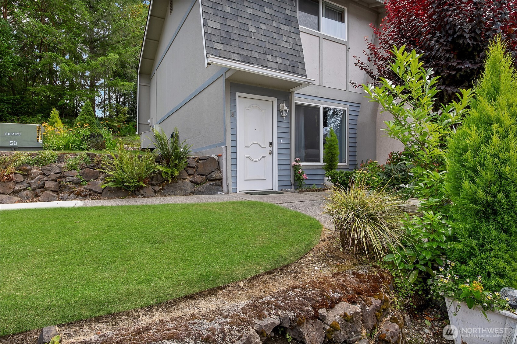 8309 Cirque Drive W 8