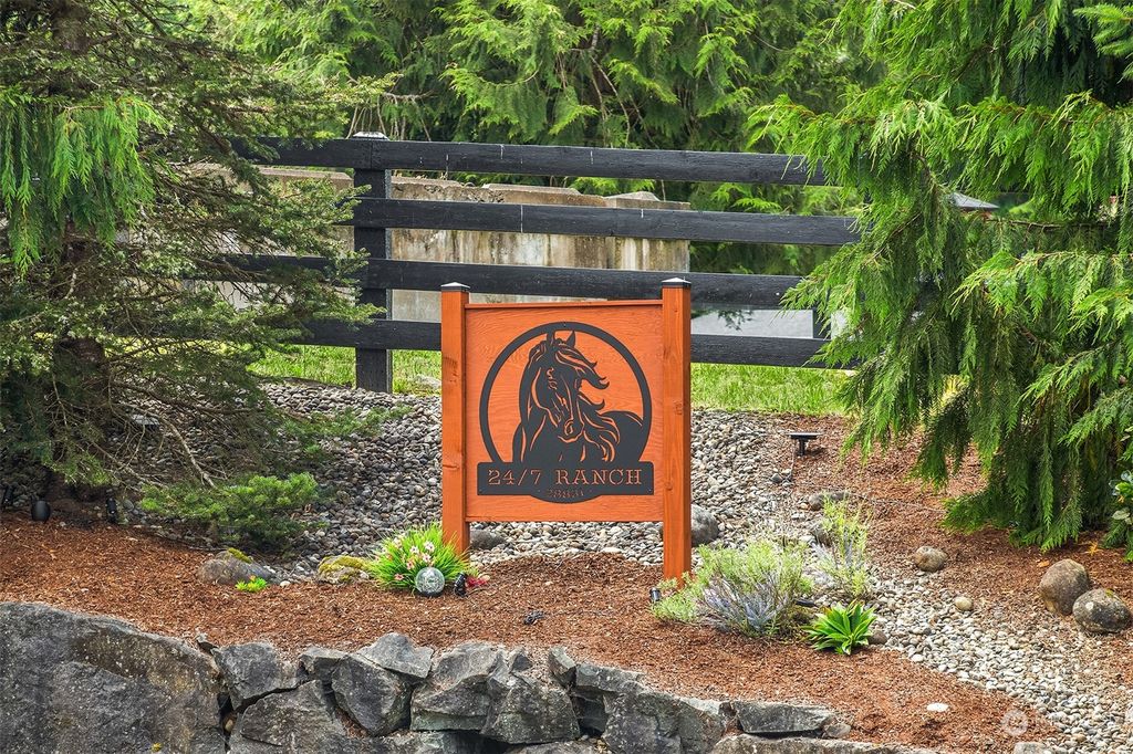 Photo of 28831 SE 262nd Street, Ravensdale, WA 98051 (MLS # 1994208)
