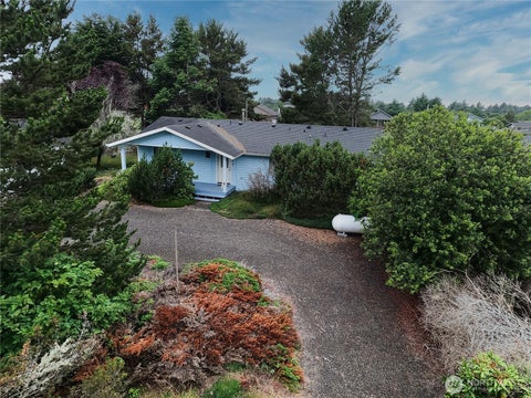 Photo of 243 Octopus Avenue NE, Ocean Shores, WA 98569 (MLS # 2549546)