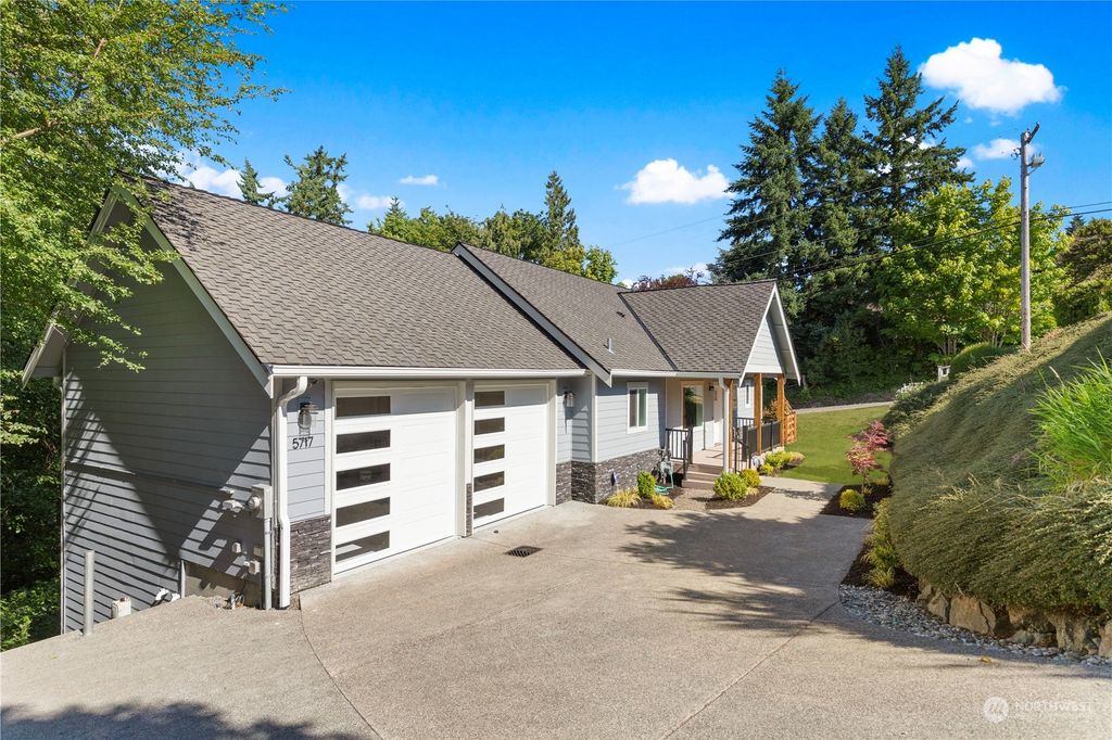 Photo of 5717 92nd Place SW, Mukilteo, WA 98275 (MLS # 2147818)