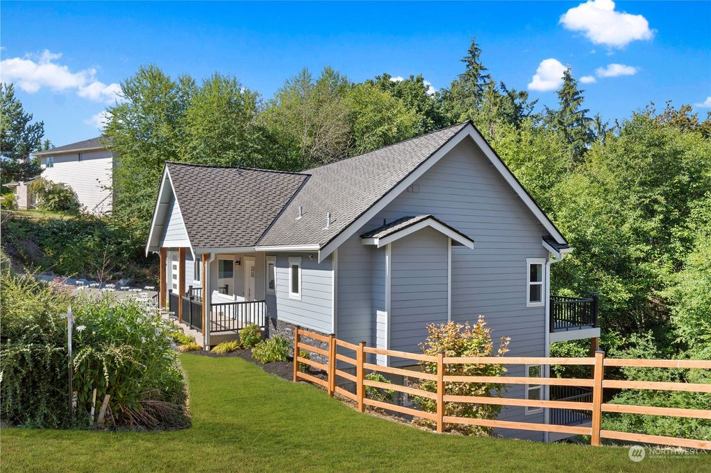 Photo of 5717 92nd Place SW, Mukilteo, WA 98275 (MLS # 2147818)