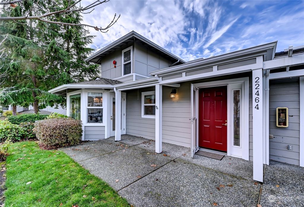 Photo of 22464 SE 37th Terrace #2342, Issaquah, WA 98029 (MLS # 2182154)