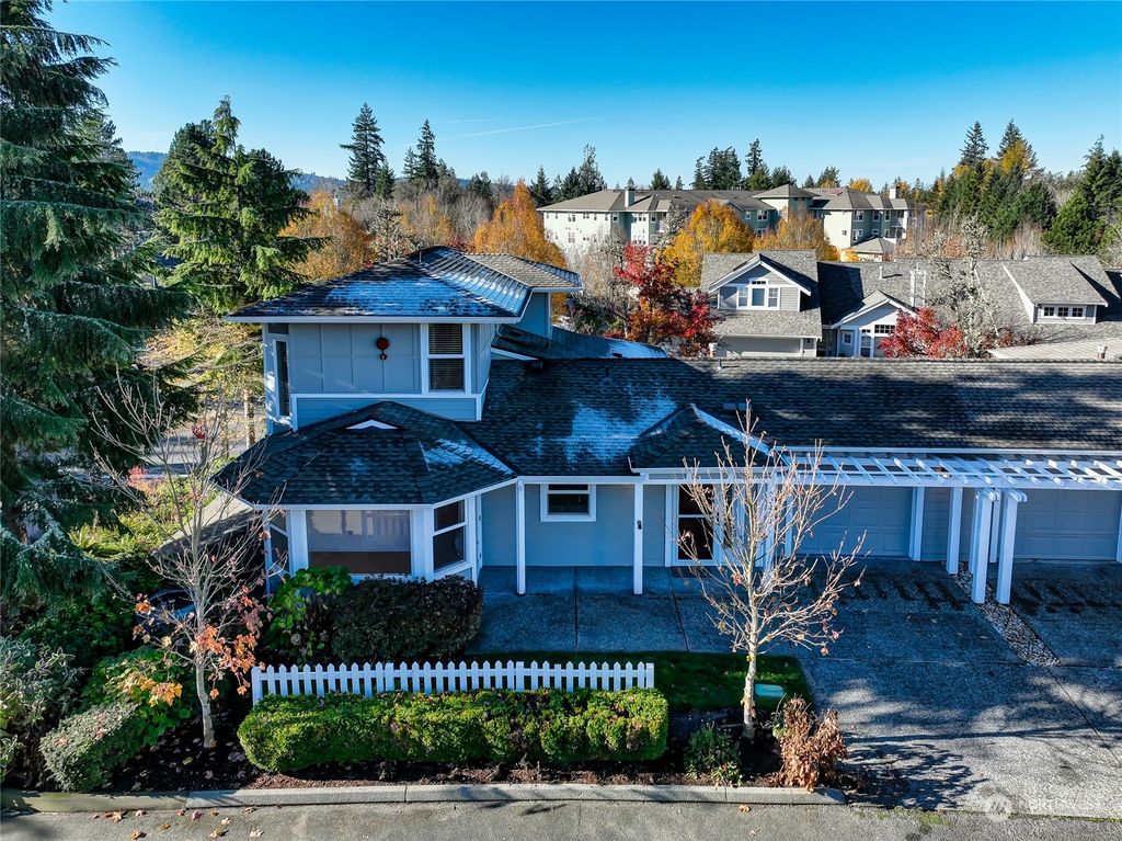 Photo of 22464 SE 37th Terrace #2342, Issaquah, WA 98029 (MLS # 2182154)