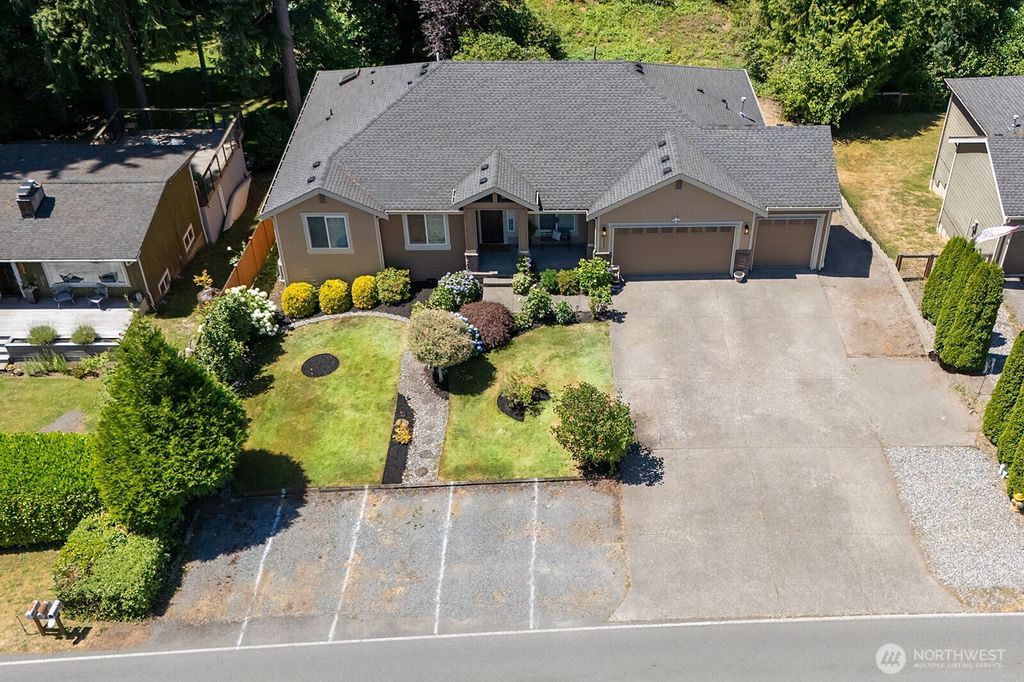 Photo of 22824 35th Avenue W, Brier, WA 98036 (MLS # 2409346)