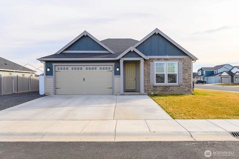 Photo of 702 K St NE, Quincy, WA 98848 (MLS # 2493523)