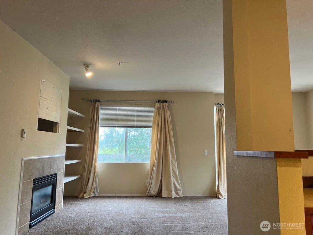 Photo of 1245 227th Terrace SE, Sammamish, WA 98075 (MLS # 2490201)