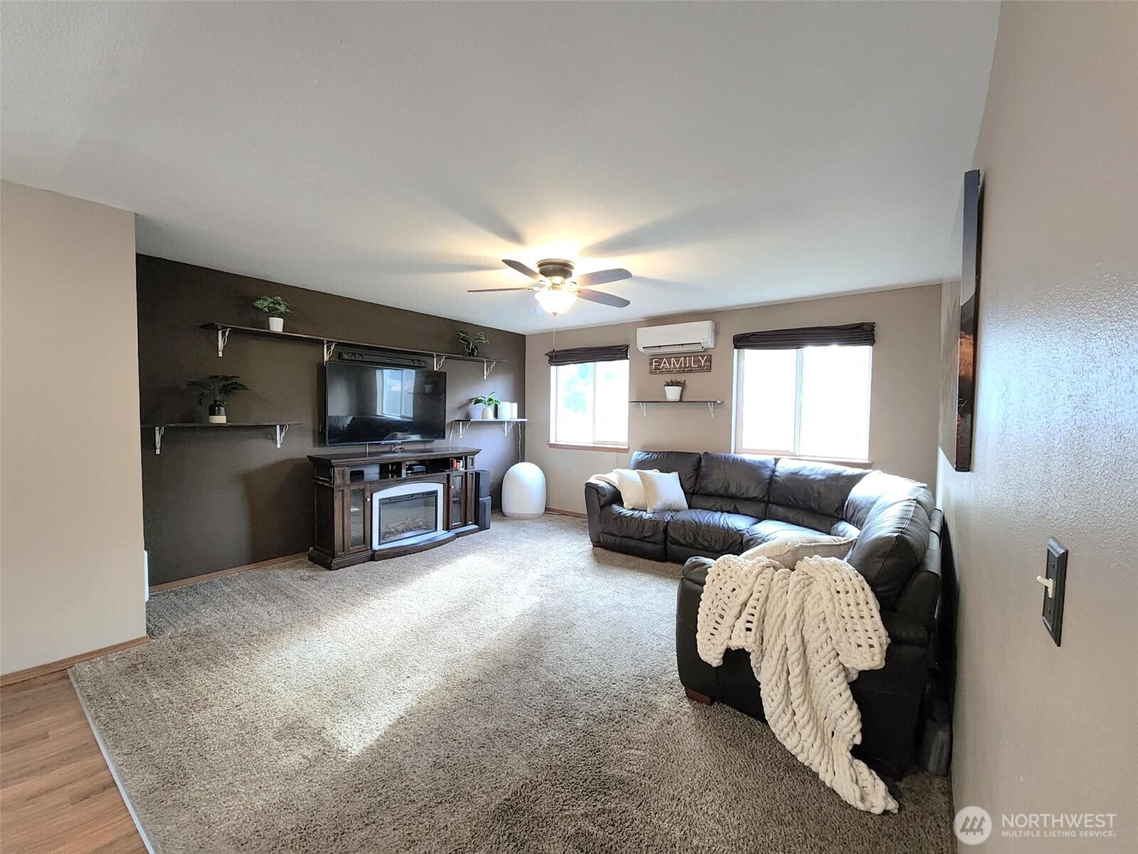 8522 McNiece Loop SE