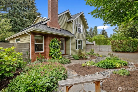 Photo of 20111 Dayton Avenue N, Shoreline, WA 98133 (MLS # 2521984)