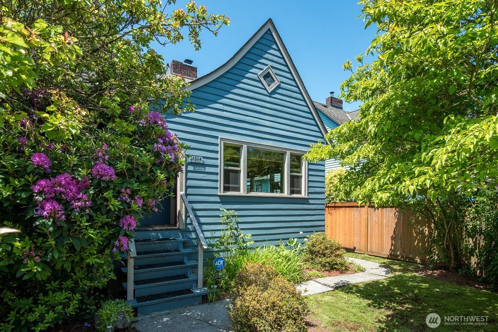 Photo of 1514 Lombard Avenue, Everett, WA 98201 (MLS # 2529430)