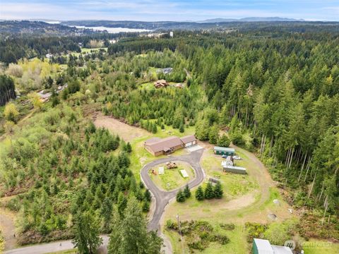 Photo of 437 NW Equestrian Drive, Poulsbo, WA 98370 (MLS # 2509158)