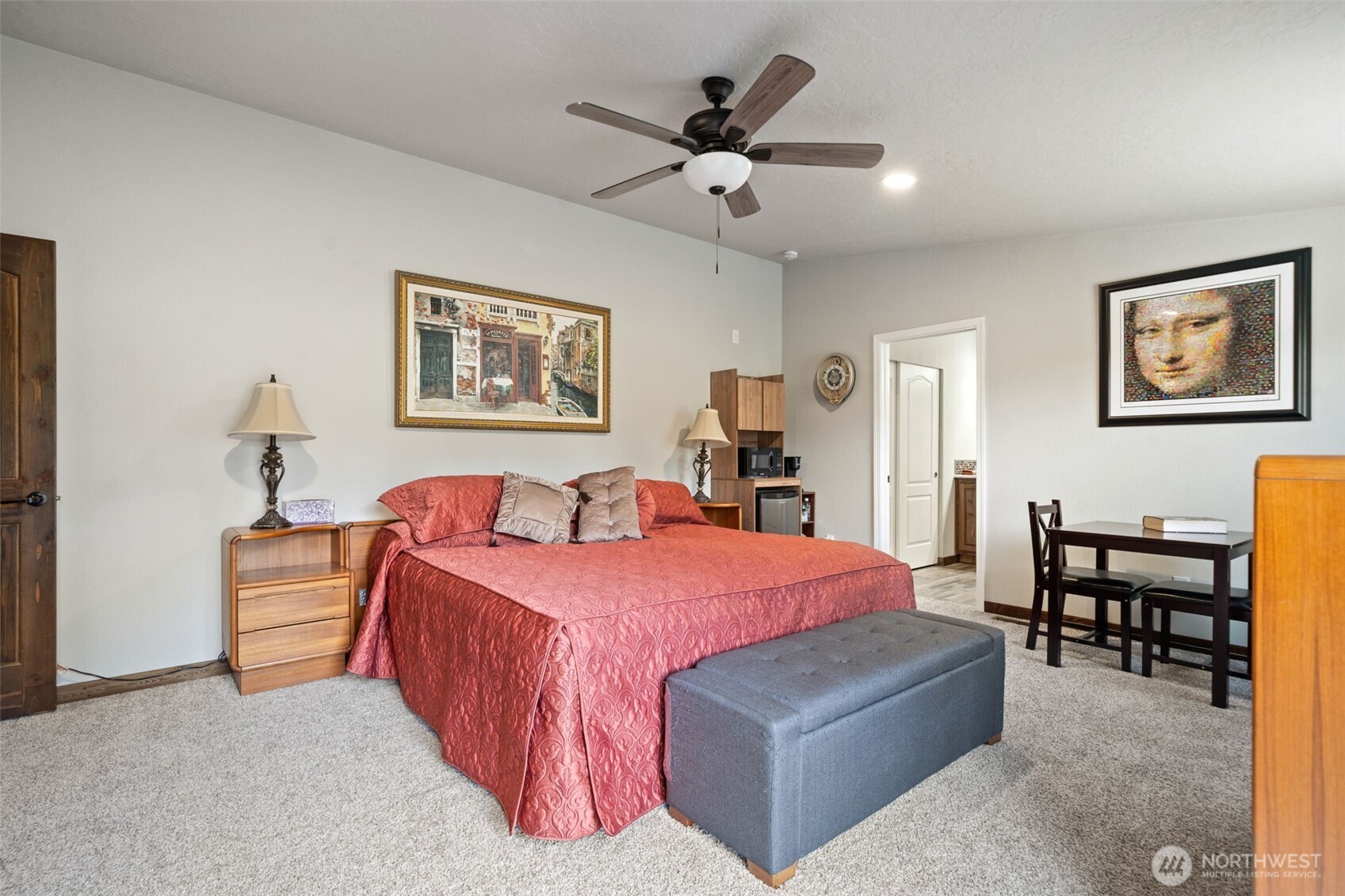 437 NW Equestrian Drive