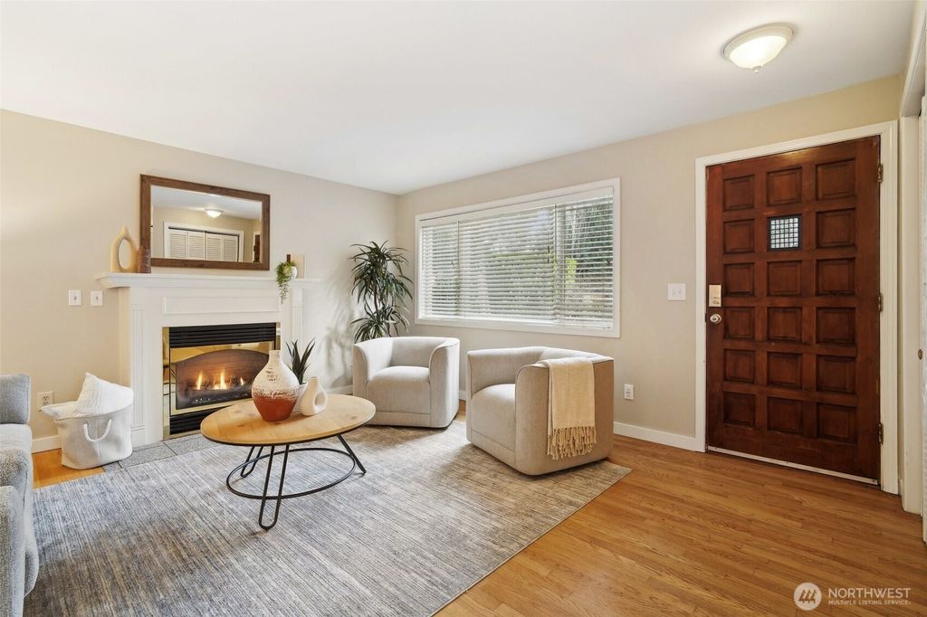 Photo of 3040 NE 91st Street, Seattle, WA 98115 (MLS # 2335634)