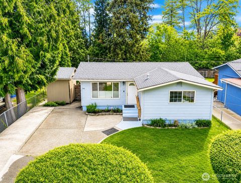 Photo of 6950 24th Avenue SW, Seattle, WA 98106 (MLS # 2551375)