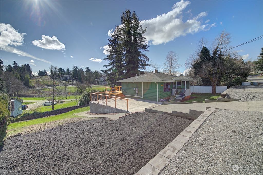 Photo of 7835 S 130th Street, Seattle, WA 98178 (MLS # 2198816)