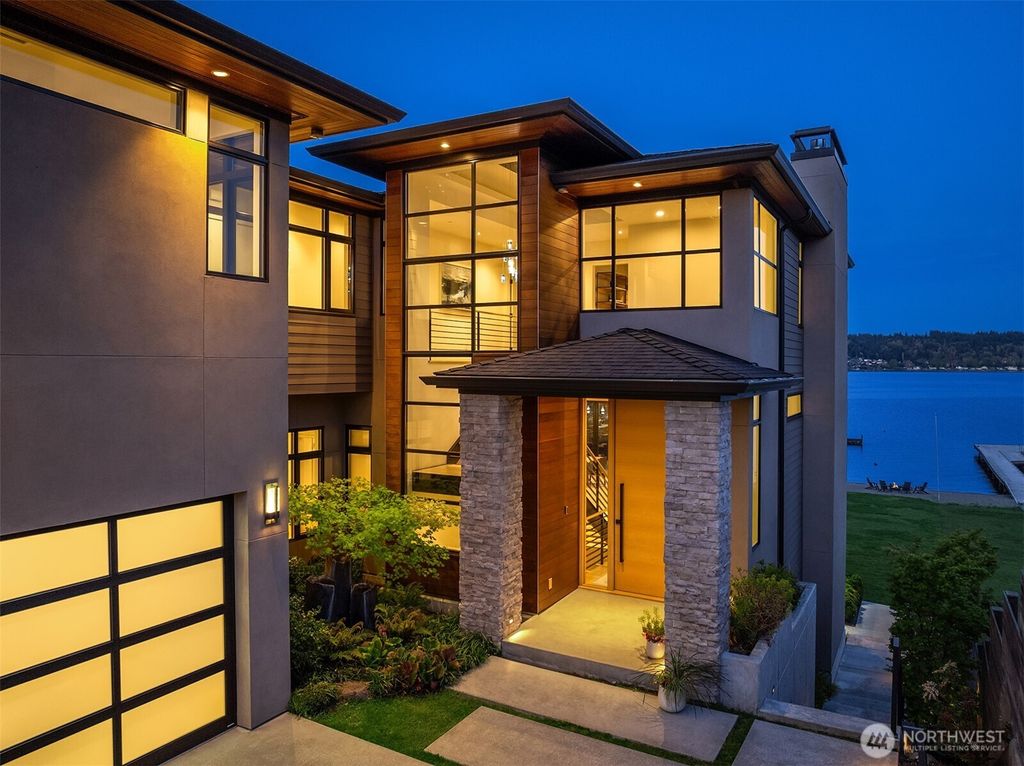 Photo of 3268 W Lake Sammamish Parkway SE, Bellevue, WA 98008 (MLS # 2363878)