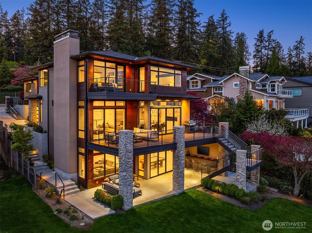 Photo of 3268 W Lake Sammamish Parkway SE, Bellevue, WA 98008 (MLS # 2363878)